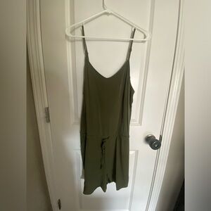 Old Navy Romper - Large